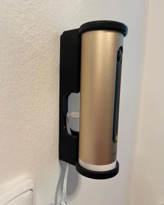 Držák pro inteligentní interiérovou kameru od Netatma Již brzy na e-shopu #drzak #netatmo #netatmocamera #netatmokamera...